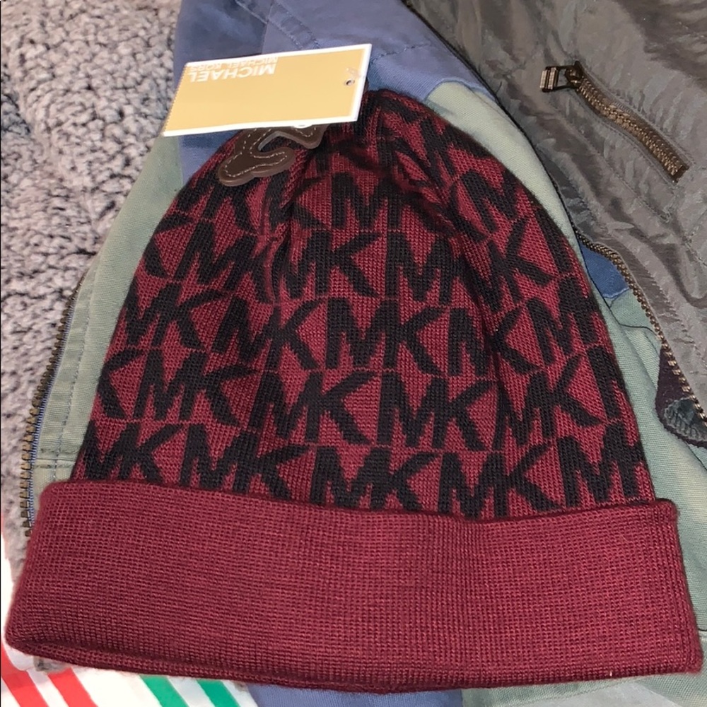 Michael Kors hat
